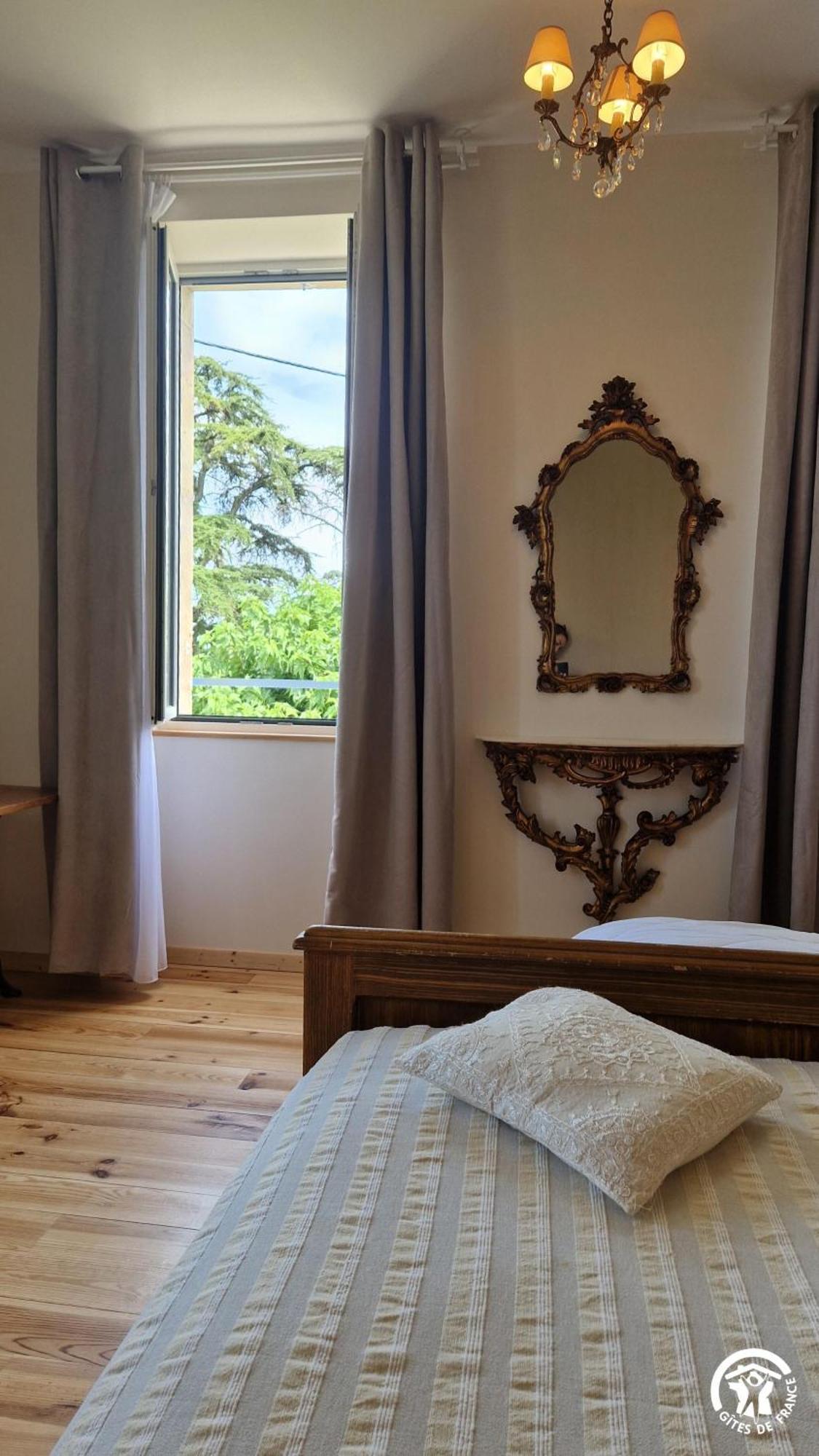 Aux Roses De Cedres Chambre Savane Salvagnac Exterior photo